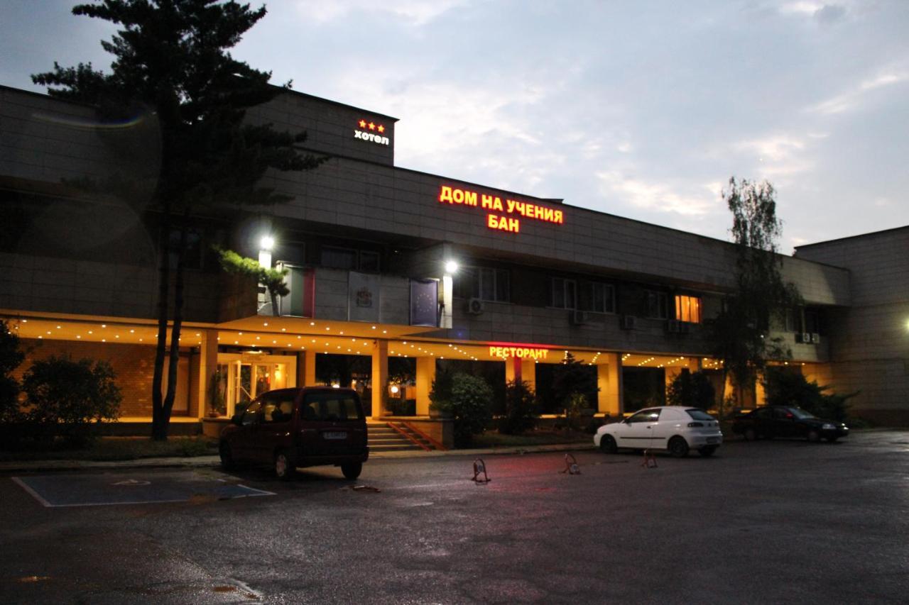 Hotel Of Bulgarian Academy Of Sciences Sofia Exterior photo